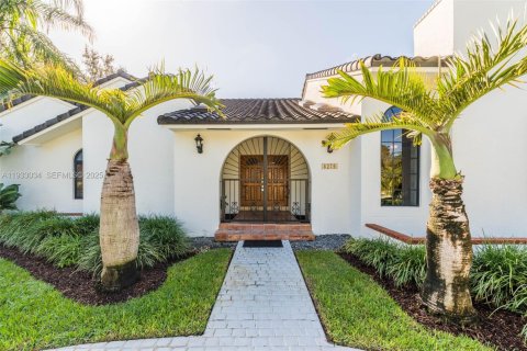 Купить виллу или дом в Пальметто-Бей, Флорида 4 спальни, 317.45м2, № 1991290 - фото 2