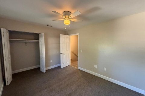Adosado en alquiler en Gainesville, Florida, 2 dormitorios, 86.4 m2 № 2143061 - foto 5