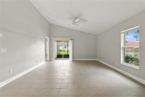 Villa ou maison à vendre à Tavares, Floride: 3 chambres, 140.47 m2 № 2378258 - photo 8