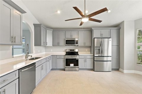Villa ou maison à vendre à Tavares, Floride: 3 chambres, 140.47 m2 № 2378258 - photo 3