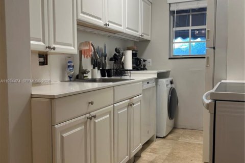 Снять в аренду кондоминиум в Майами-Бич, Флорида 1 спальня, 73.39м2, № 1992573 - фото 11