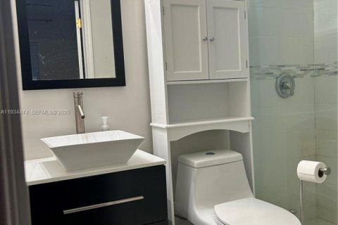 Снять в аренду кондоминиум в Майами-Бич, Флорида 1 спальня, 73.39м2, № 1992573 - фото 10