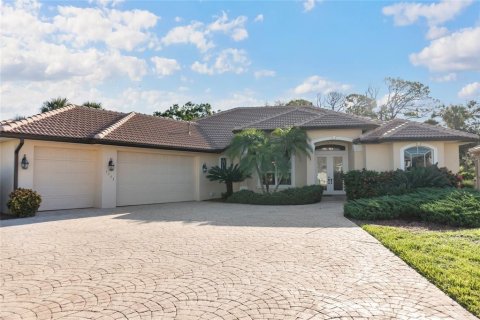 House in North Port, Florida 4 bedrooms, 262.36 sq.m. № 1871231 - photo 4