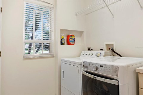 House in North Port, Florida 4 bedrooms, 262.36 sq.m. № 1871231 - photo 23