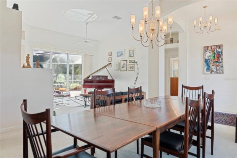 House in North Port, Florida 4 bedrooms, 262.36 sq.m. № 1871231 - photo 5
