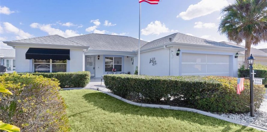 Villa ou maison à The Villages, Floride 3 chambres, 160.54 m2 № 2149789