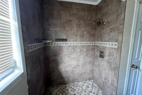 Купить виллу или дом в Уинтер-Хейвен, Флорида 7 комнат, 126.25м2, № 1821339 - фото 26