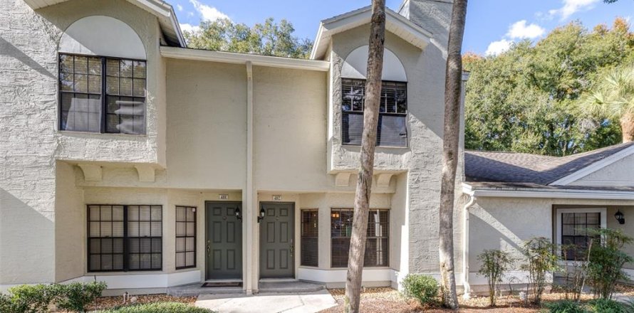 Condominio en Tampa, Florida, 2 dormitorios № 2229849