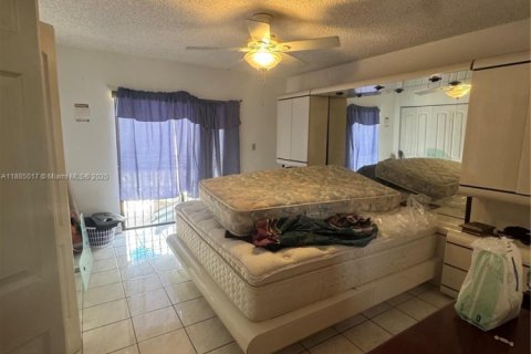 Купить виллу или дом в Майами, Флорида 3 спальни, 123.37м2, № 1931478 - фото 9