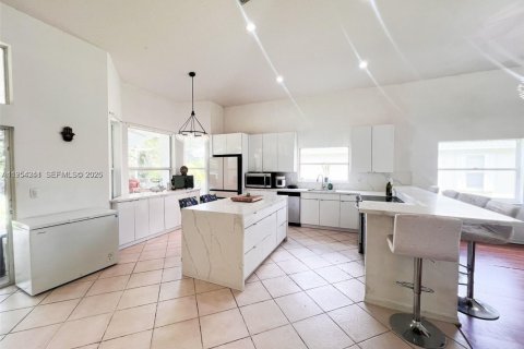 Villa ou maison à vendre à Wellington, Floride: 5 chambres, 242.29 m2 № 2008980 - photo 8