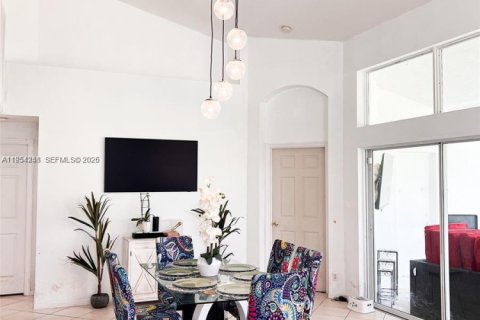 Villa ou maison à vendre à Wellington, Floride: 5 chambres, 242.29 m2 № 2008980 - photo 2