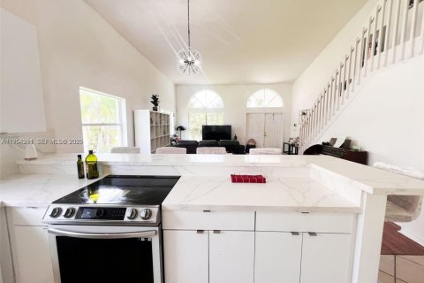 Villa ou maison à vendre à Wellington, Floride: 5 chambres, 242.29 m2 № 2008980 - photo 5