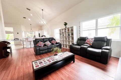 Villa ou maison à vendre à Wellington, Floride: 5 chambres, 242.29 m2 № 2008980 - photo 4