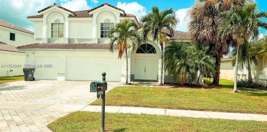 Villa ou maison à Wellington, Floride 5 chambres, 242.29 m2 № 2008980