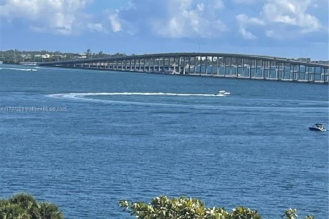 Copropriété à louer à Miami, Floride: 1 chambre, 73.49 m2 № 1739911 - photo 7