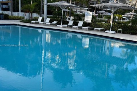 Copropriété à louer à Miami, Floride: 1 chambre, 73.49 m2 № 1739911 - photo 2