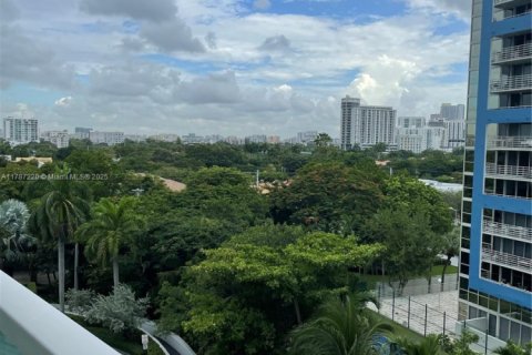 Copropriété à louer à Miami, Floride: 1 chambre, 73.49 m2 № 1739911 - photo 12