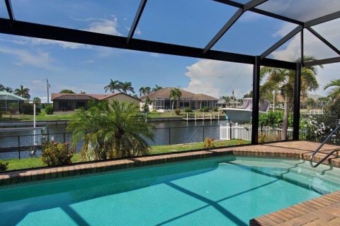 Casa en alquiler en Punta Gorda, Florida, 3 dormitorios, 209.77 m2 № 1792017 - foto 5