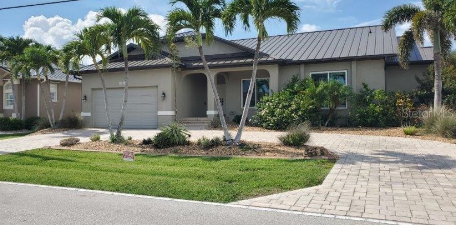 Casa en Punta Gorda, Florida 3 dormitorios, 209.77 m2 № 1792017