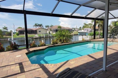 Casa en alquiler en Punta Gorda, Florida, 3 dormitorios, 209.77 m2 № 1792017 - foto 4