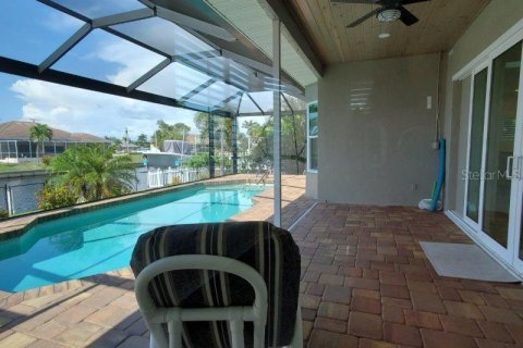Casa en alquiler en Punta Gorda, Florida, 3 dormitorios, 209.77 m2 № 1792017 - foto 7