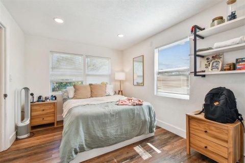 Propiedad comercial en venta en Saint Petersburg, Florida, 2 dormitorios, 96.62 m2 № 1900697 - foto 14