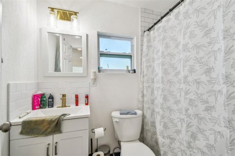 Propiedad comercial en venta en Saint Petersburg, Florida, 2 dormitorios, 96.62 m2 № 1900697 - foto 18