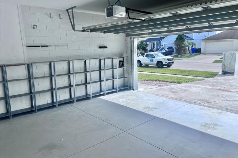 House in Kissimmee, Florida 3 bedrooms, 177.35 sq.m. № 1893640 - photo 29