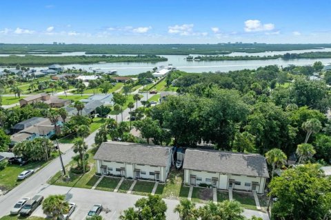Copropriété à louer à Edgewater, Floride: 2 chambres, 96.53 m2 № 2405547 - photo 2