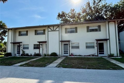 Condo à Edgewater, Floride, 2 chambres  № 2405547