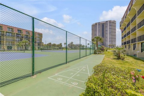 Condo in Daytona Beach, Florida, 1 bedroom  № 1839973 - photo 26