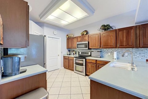 Купить виллу или дом в Клермон, Флорида 8 комнат, 188.68м2, № 2147422 - фото 21