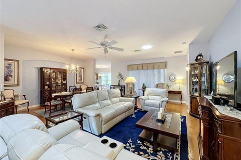 Купить виллу или дом в Клермон, Флорида 8 комнат, 188.68м2, № 2147422 - фото 13