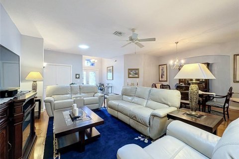 Купить виллу или дом в Клермон, Флорида 8 комнат, 188.68м2, № 2147422 - фото 9