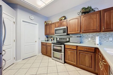 Купить виллу или дом в Клермон, Флорида 8 комнат, 188.68м2, № 2147422 - фото 23