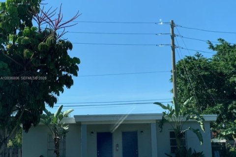 Propiedad comercial en Hollywood, Florida № 2085379