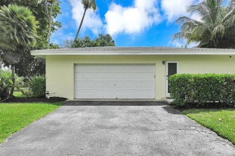Villa ou maison à vendre à Palmetto Bay, Floride: 4 chambres, 195.65 m2 № 1922385 - photo 5