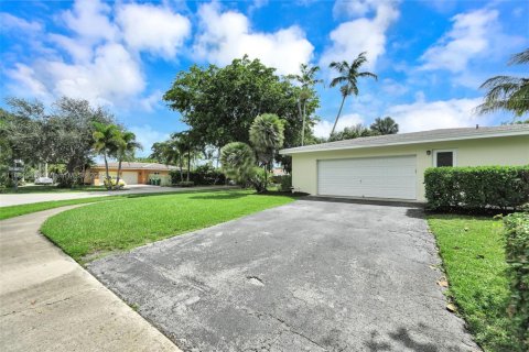 Villa ou maison à vendre à Palmetto Bay, Floride: 4 chambres, 195.65 m2 № 1922385 - photo 6
