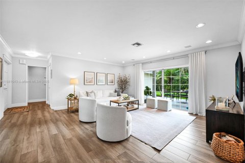 Villa ou maison à vendre à Palmetto Bay, Floride: 4 chambres, 195.65 m2 № 1922385 - photo 17