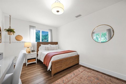 Villa ou maison à vendre à Palmetto Bay, Floride: 4 chambres, 195.65 m2 № 1922385 - photo 26
