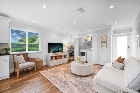 Villa ou maison à vendre à Palmetto Bay, Floride: 4 chambres, 195.65 m2 № 1922385 - photo 24