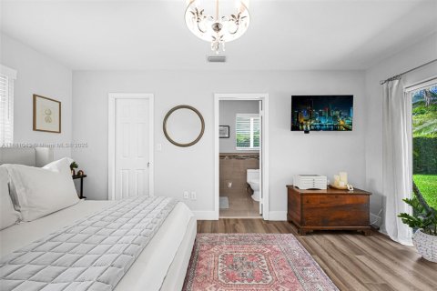 Villa ou maison à vendre à Palmetto Bay, Floride: 4 chambres, 195.65 m2 № 1922385 - photo 12