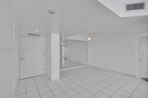 Copropriété à vendre à Sunny Isles Beach, Floride: 2 chambres, 135.64 m2 № 1708264 - photo 6