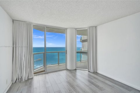 Copropriété à vendre à Sunny Isles Beach, Floride: 2 chambres, 135.64 m2 № 1708264 - photo 16