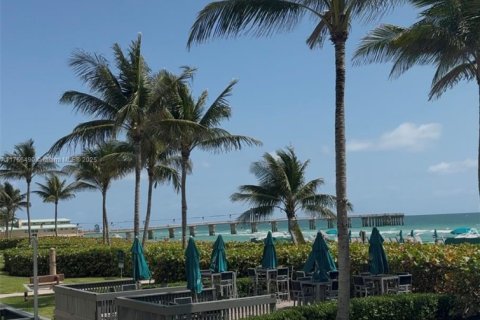 Copropriété à vendre à Sunny Isles Beach, Floride: 2 chambres, 135.64 m2 № 1708264 - photo 30