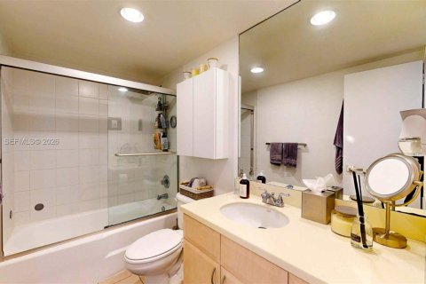 Copropriété à vendre à Miami Beach, Floride: 1 chambre, 86.4 m2 № 2002581 - photo 21