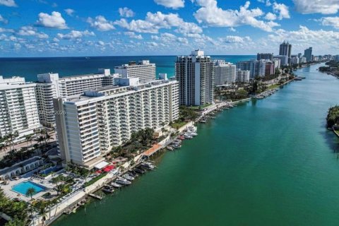 Condo à Miami Beach, Floride, 1 chambre  № 2002581