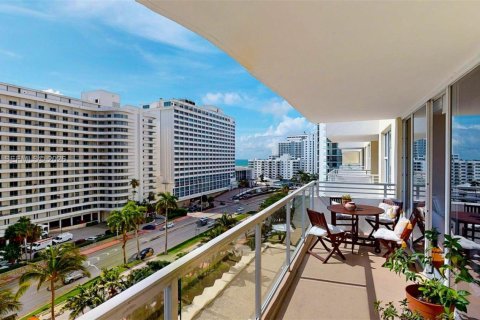 Copropriété à vendre à Miami Beach, Floride: 1 chambre, 86.4 m2 № 2002581 - photo 15