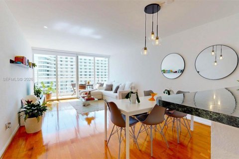Copropriété à vendre à Miami Beach, Floride: 1 chambre, 86.4 m2 № 2002581 - photo 4