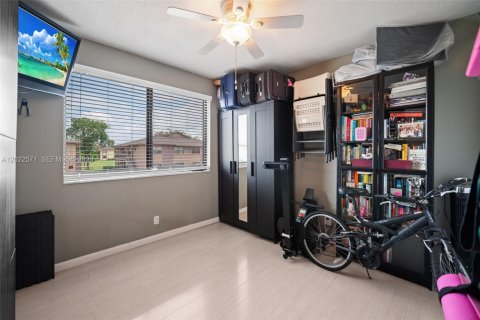 Copropriété à vendre à Sunrise, Floride: 2 chambres, 70.61 m2 № 2186053 - photo 21